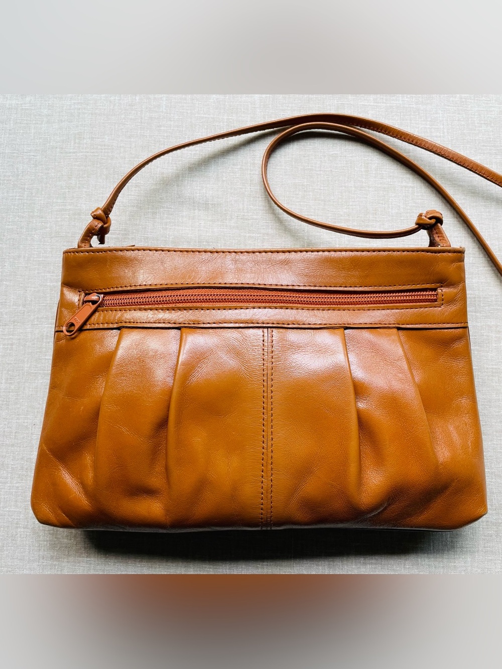 Vintage Contessa by Stella Genuine Leather Camel Crossbody Purse Soft Leather